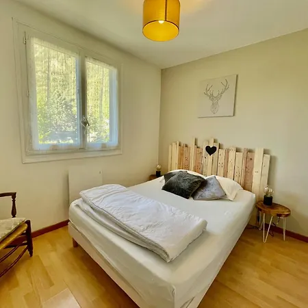 Bel Dans Cheminee /jardin