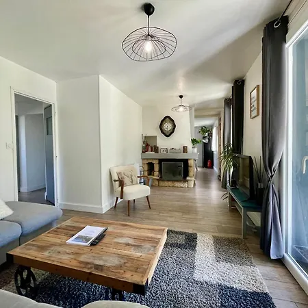 Bel Dans Cheminee /jardin Apartamento