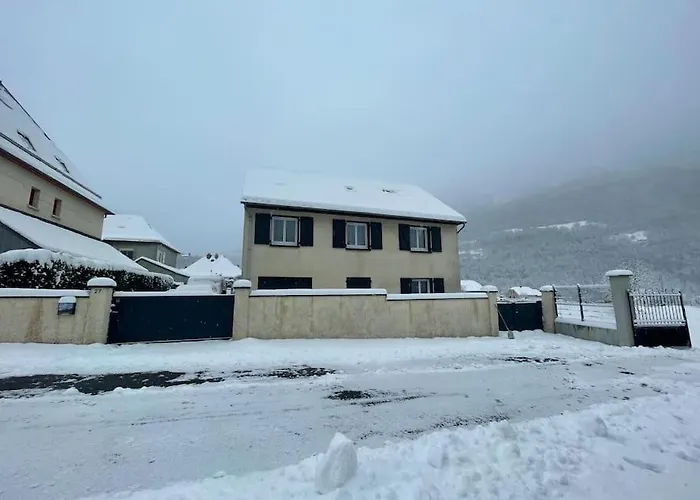 Апартаменты Bel Dans Cheminee /jardin *