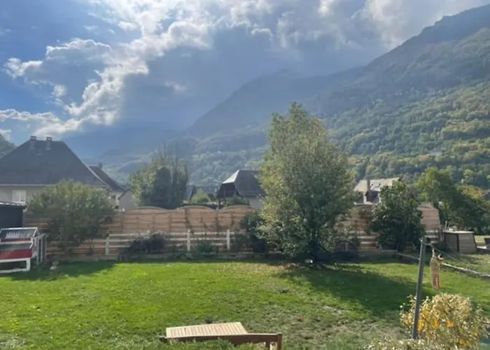 Апартаменты Bel Dans Cheminee /jardin