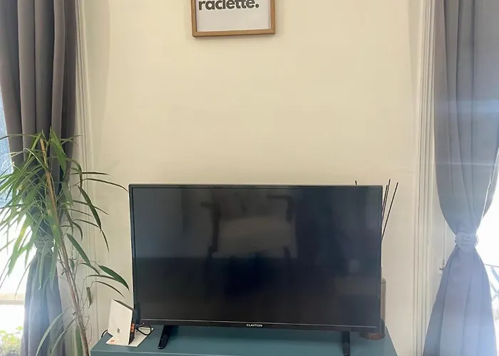 Bel Dans Cheminee /jardin Апартаменты Люс-Сен-Совёр