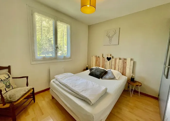 Bel Dans Cheminee /jardin