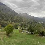 Bel Dans Cheminee /jardin Luz-Saint-Sauveur