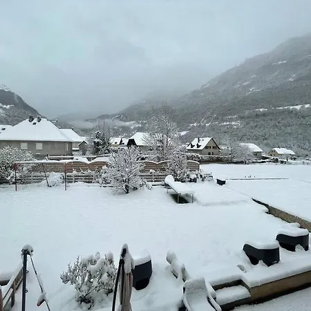 Bel Dans Cheminee /jardin *