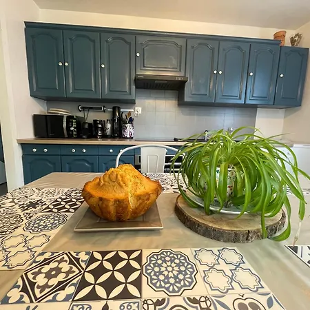 Bel Dans Cheminee /jardin شقة *